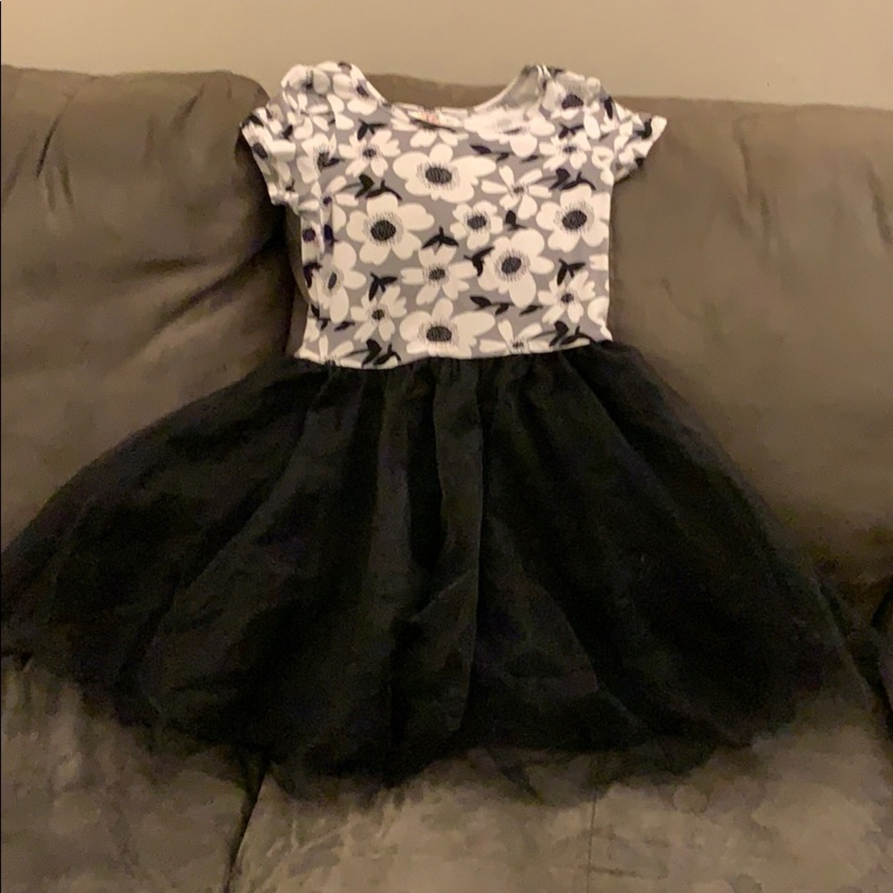 Girls dress